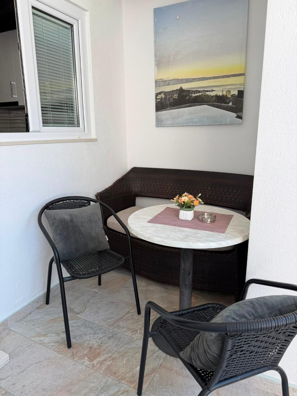 Apartments Luxury Oasis Apartment in Makarska