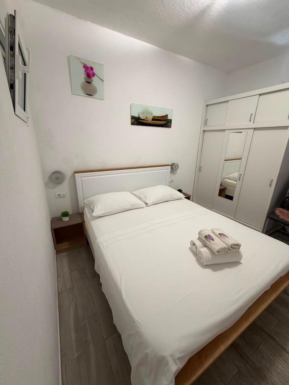 Apartments Luxury Oasis Apartment in Makarska