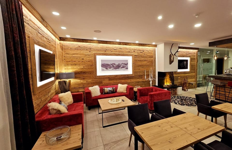 Lounge or bar