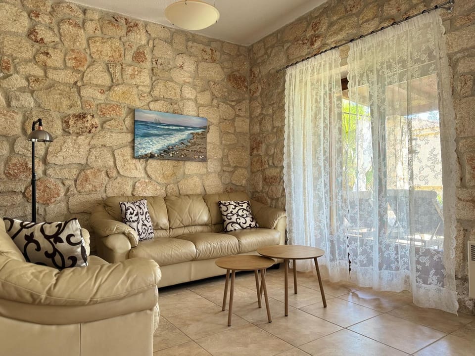 Jordan's Stone House House in Halkidiki