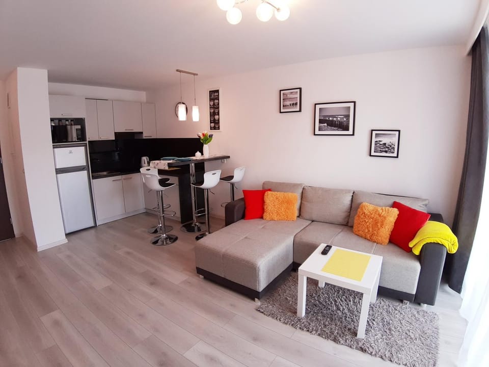 Kitchen or kitchenette, Living room, Dining area