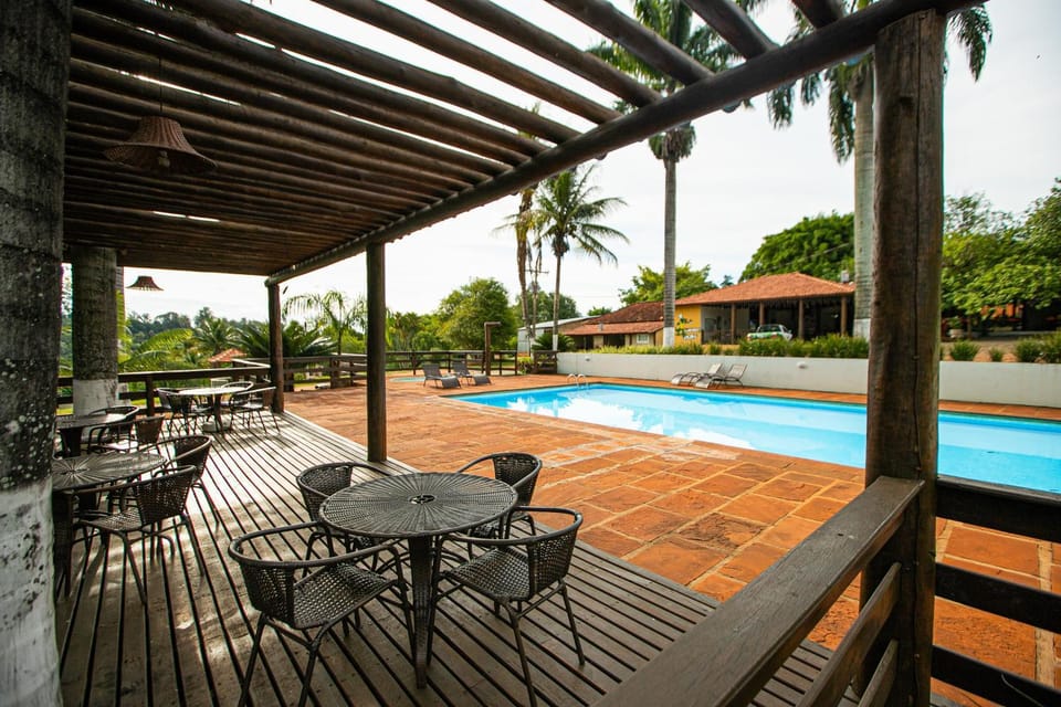 On site, Pets, Garden view, Pool view, Swimming pool, Swimming pool, young children, older children, Family