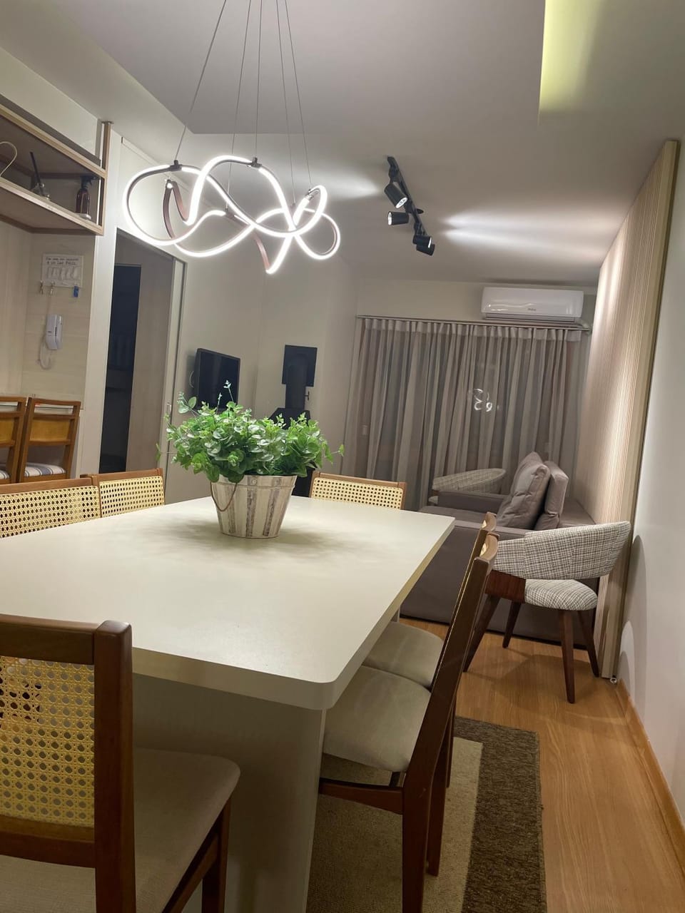 Living room, Seating area, Dining area