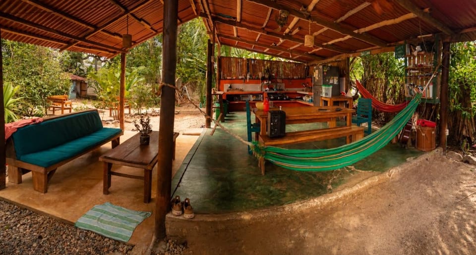 La Aldea Hostel Bed and Breakfast in Magdalena, Colombia
