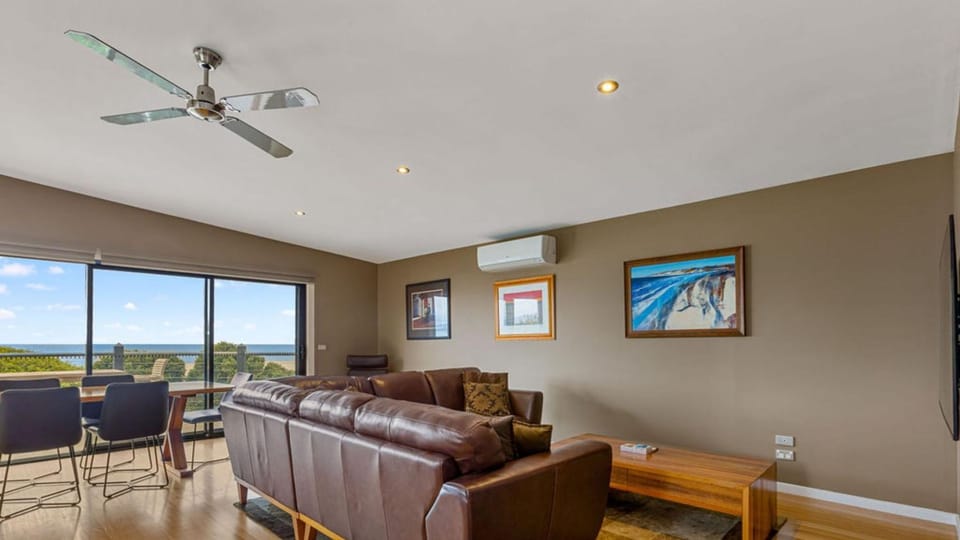 Achilles House in Apollo Bay