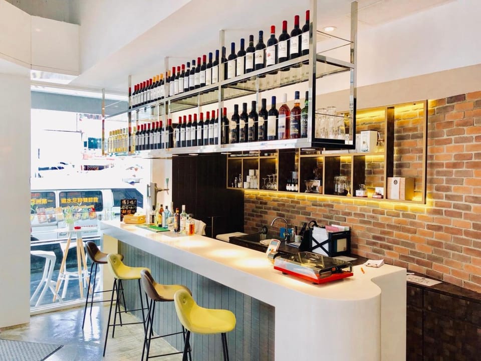 Lounge or bar