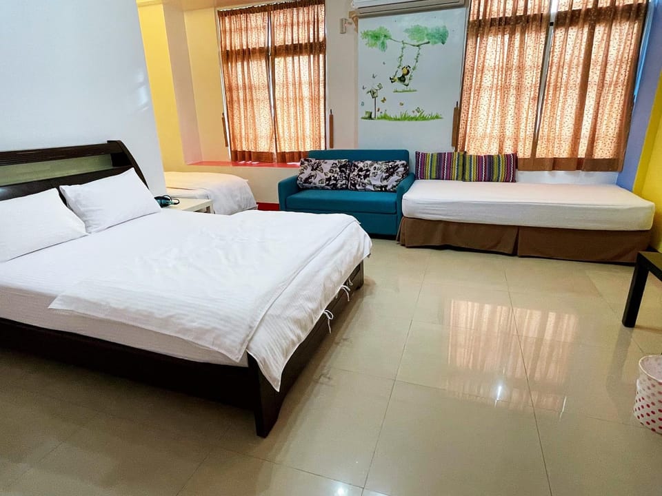 A lot of music and Breakfast Vacation rental in Taiwan, Province of China