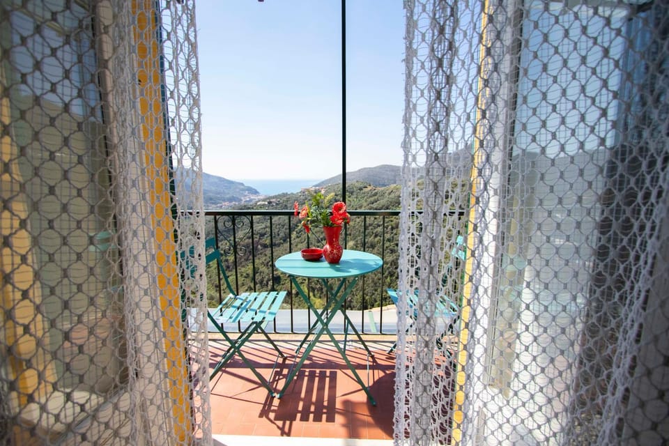 View (from property/room), Balcony/Terrace