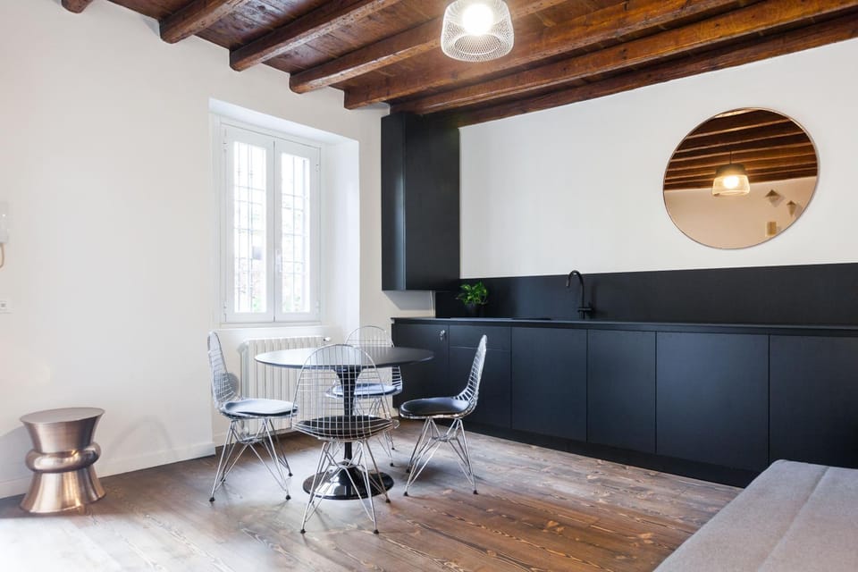 Day, Kitchen or kitchenette, Photo of the whole room, Seating area, Dining area
