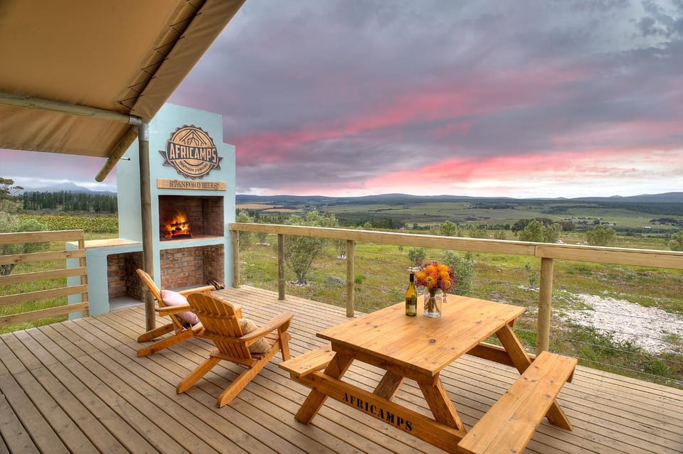 Patio, BBQ facilities, Balcony/Terrace