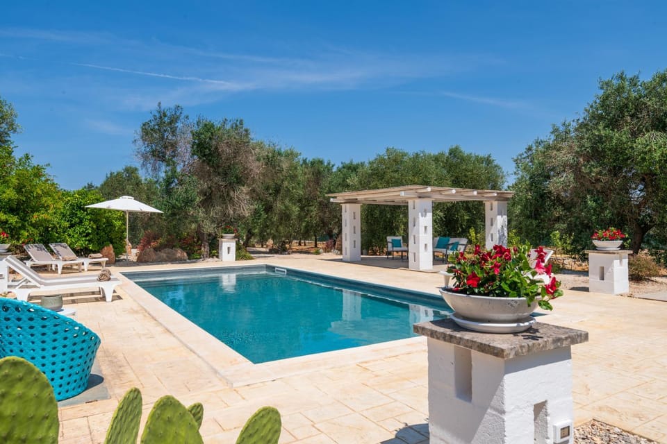 Trulli Moonlight Relais Bed and Breakfast in Province of Taranto