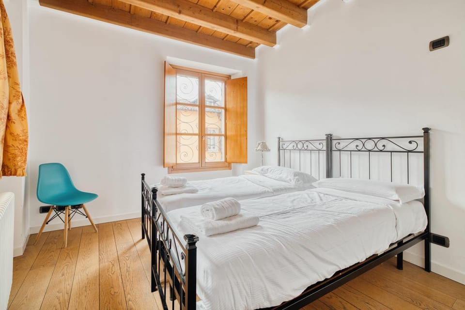 EASYLIFE - Como - Cinque Giornate 46 - Lago di Como Apartment in Como