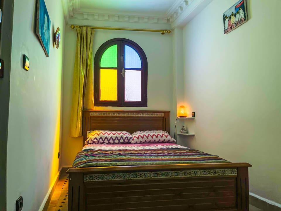 Bed, Photo of the whole room, Decorative detail, Bedroom
