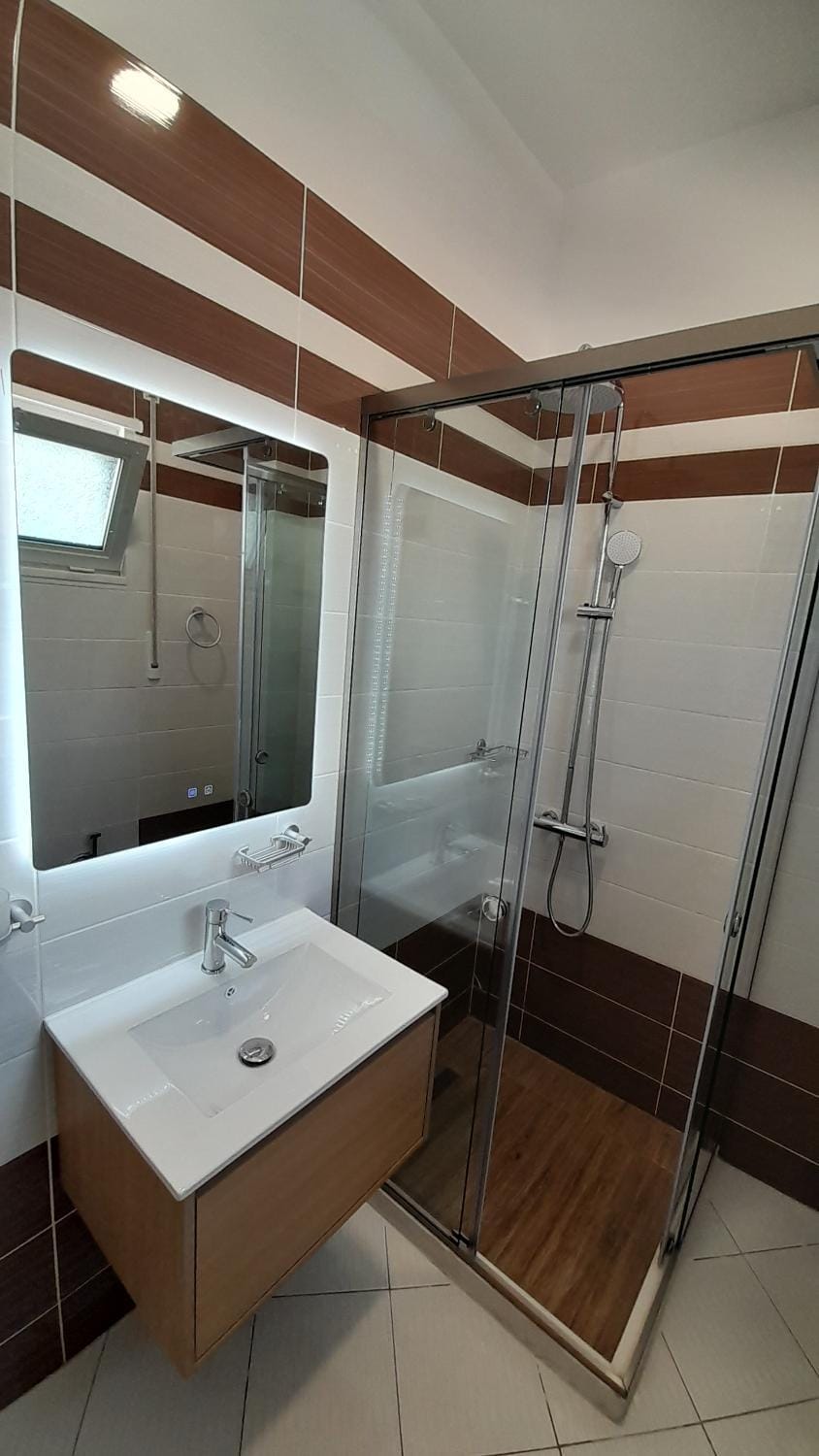 Elite 2 Kosta Bed and Breakfast in Vlorë County, Albania