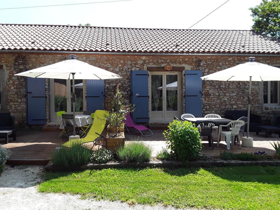 Aux delices de Saleix House in Nouvelle-Aquitaine