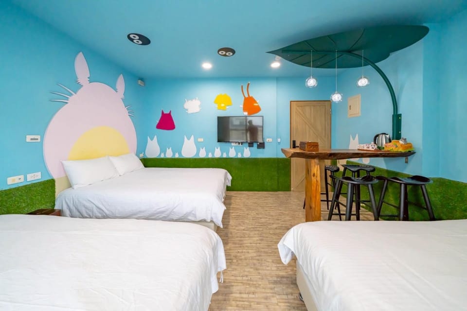 精彩奇寓站前電梯主題民宿走路到車站好停車 Vacation rental in Taiwan, Province of China