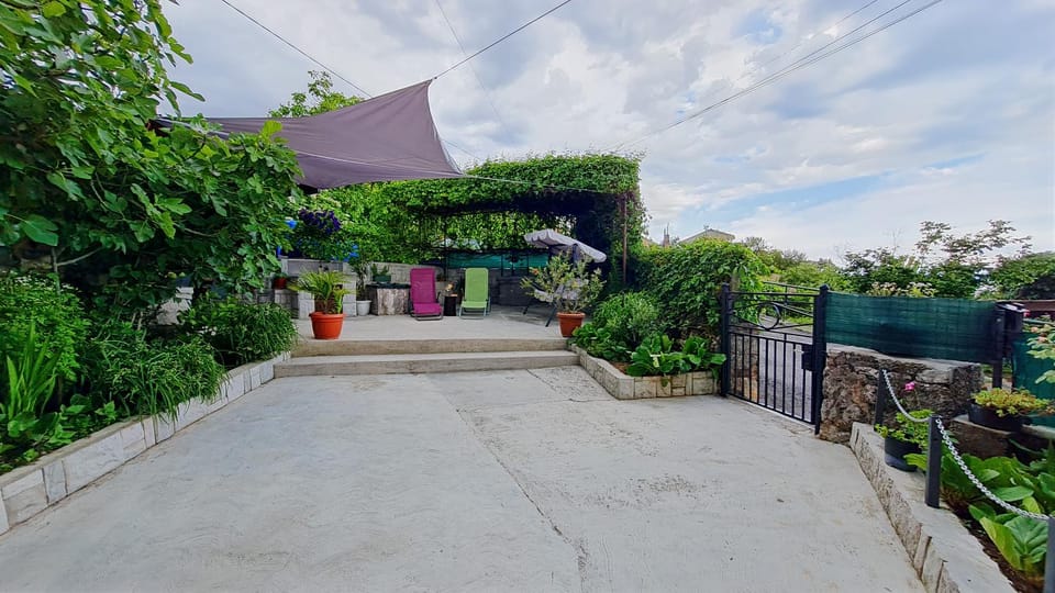 Patio, Natural landscape, Sea view