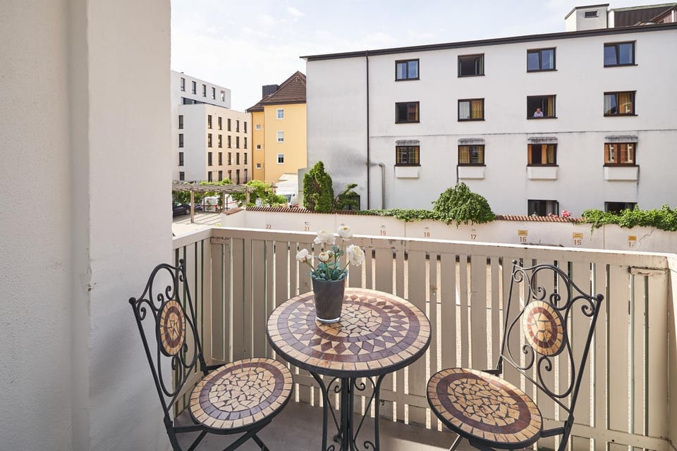 Property building, Balcony/Terrace
