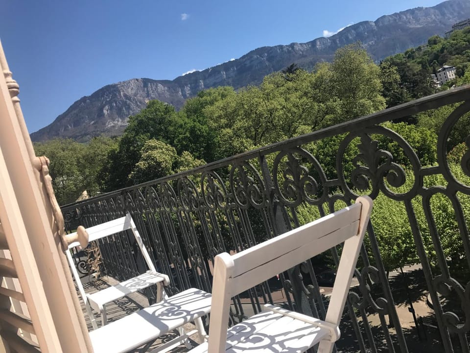 Suite Grand Hotel Palace Aix les Bains French Alps Apartment in Aix-les-Bains