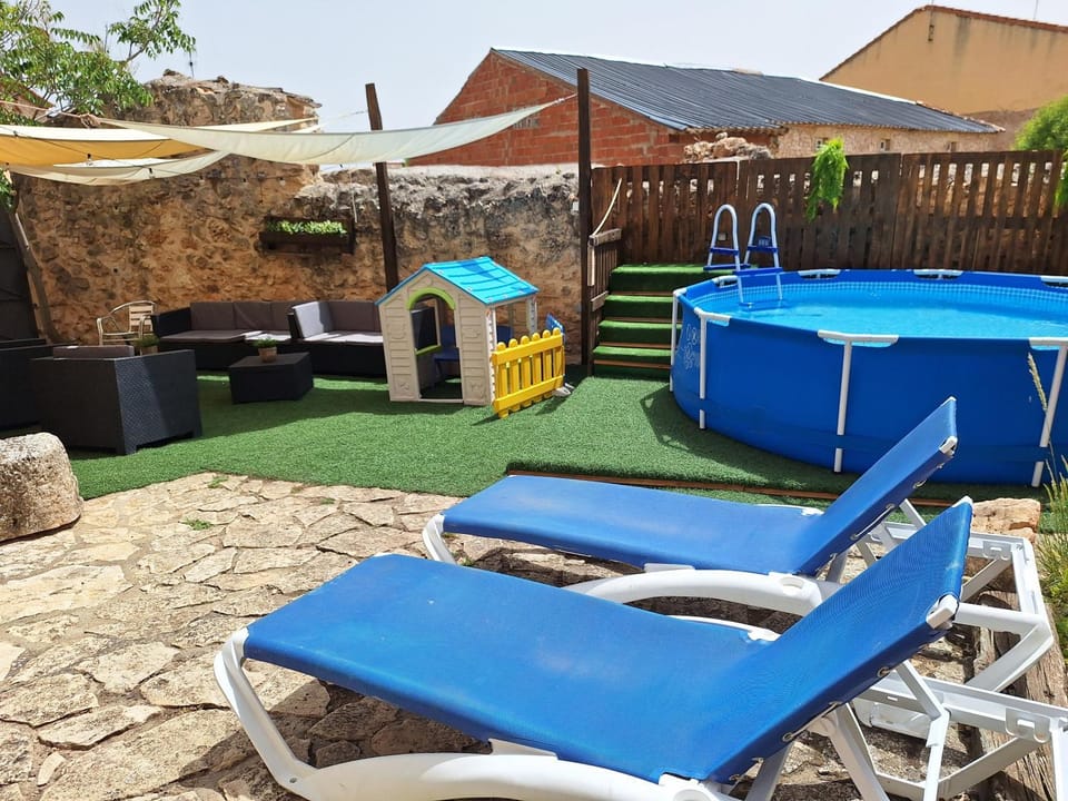 Patio, Swimming pool