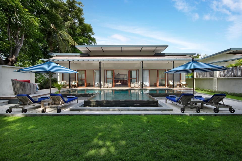 Garden, Swimming pool