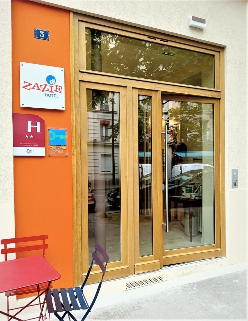 Property building, Facade/entrance