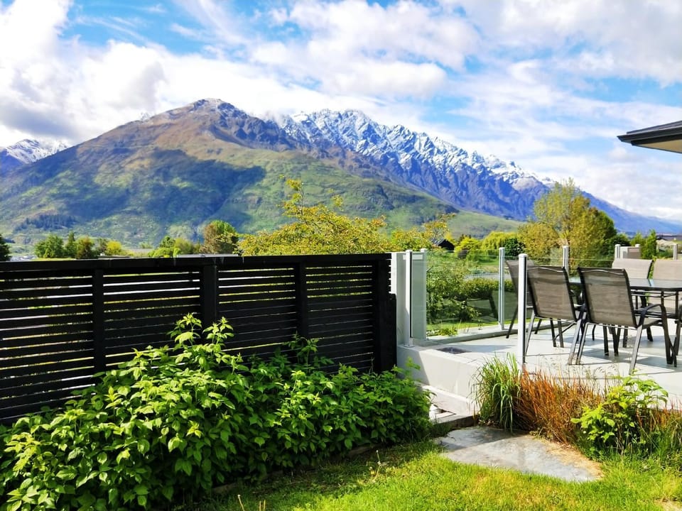 Great Mountain View House Vacation rental in Queenstown