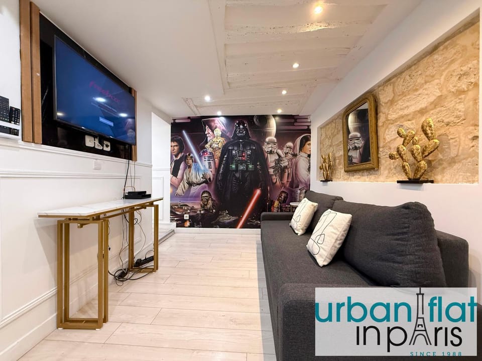 UrbanFlat 41 - Disneyland in Paris - Montorgueil Apartment in Paris