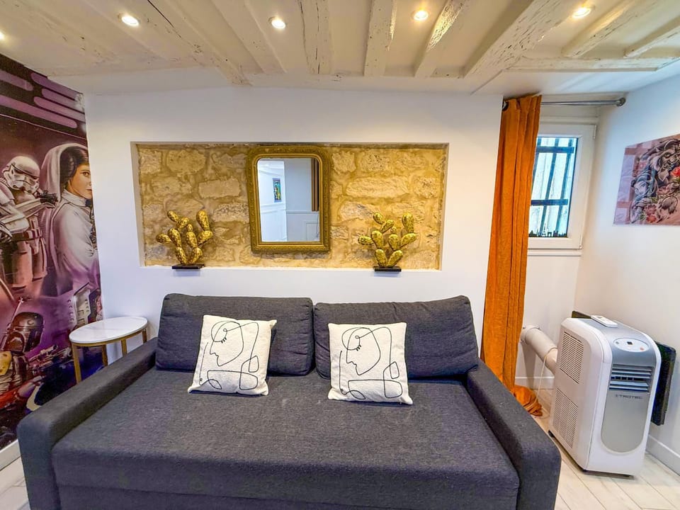 UrbanFlat 41 - Disneyland in Paris - Montorgueil Apartment in Paris