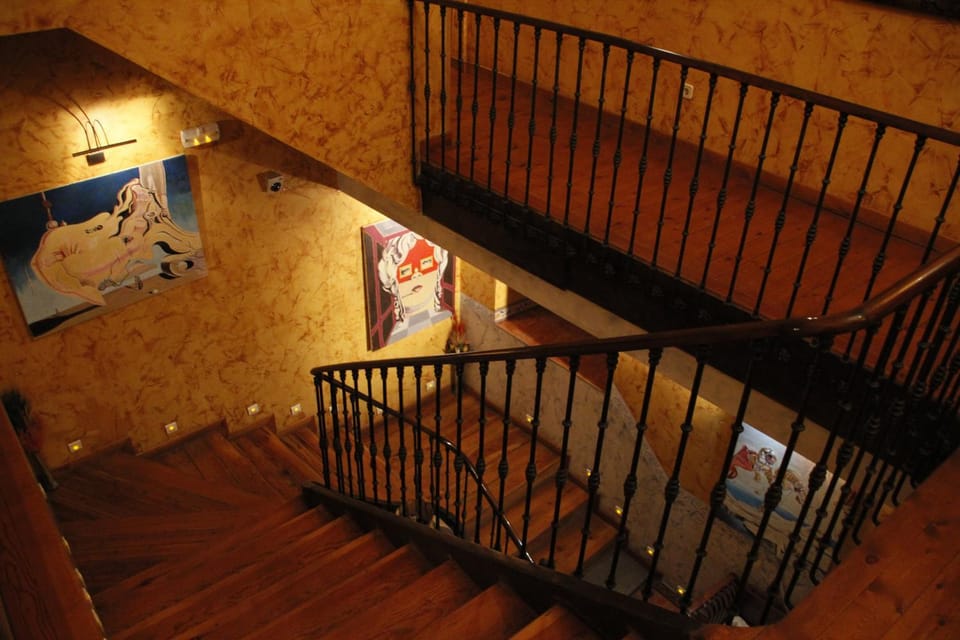 Living room, Decorative detail
