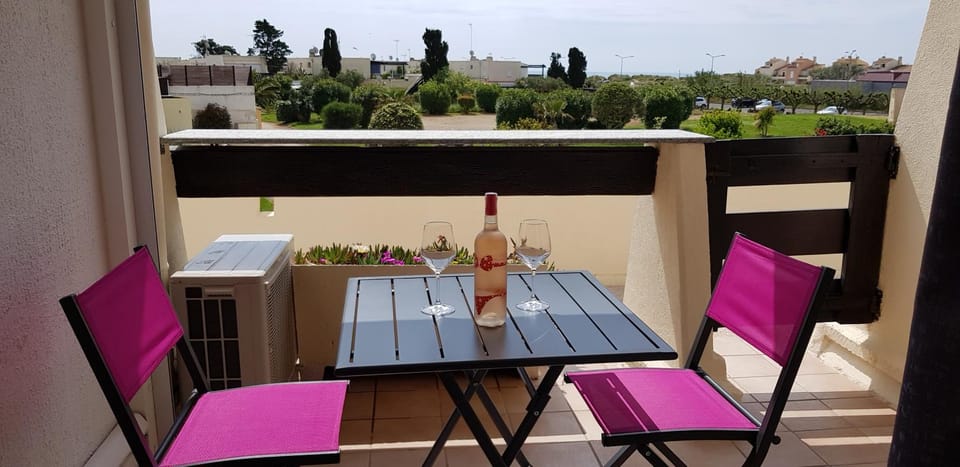 Balcony/Terrace, Garden view, Sea view