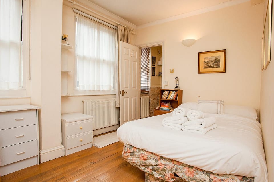 Bright 2 Bedroom Flat in Central London Apartment in City of Westminster