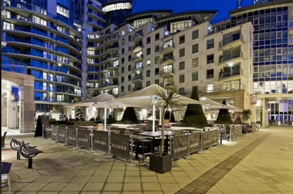 Luxury modern 2BD flat in centre Apartment in City of Westminster