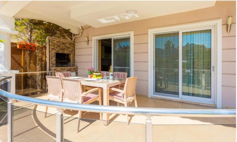 BBQ facilities, Balcony/Terrace