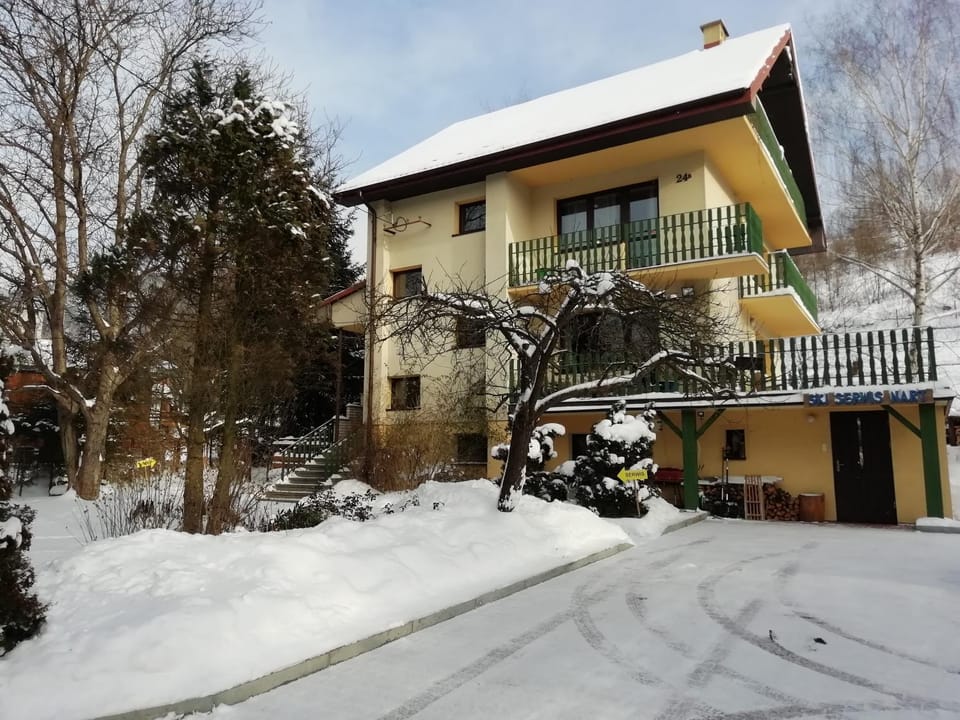 Willa Mirabelka Bed and Breakfast in Lesser Poland Voivodeship