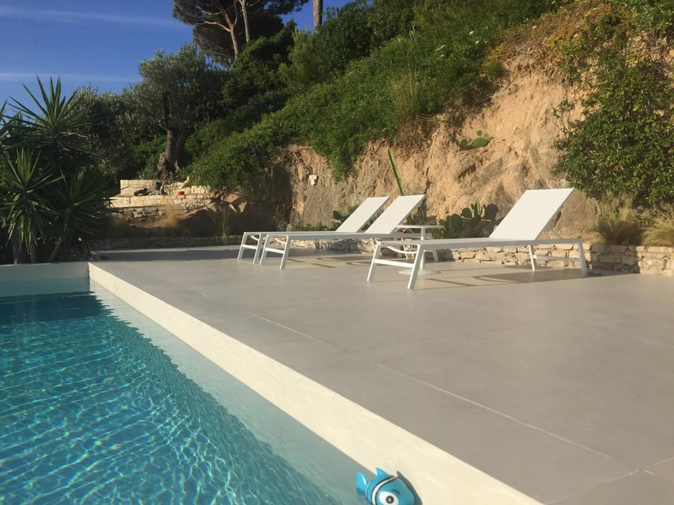 Balcony/Terrace, Swimming pool