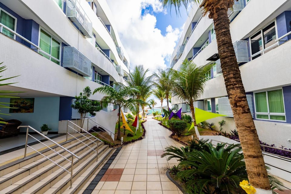 Property building, Spring, Day, Garden, View (from property/room), Balcony/Terrace, Garden view