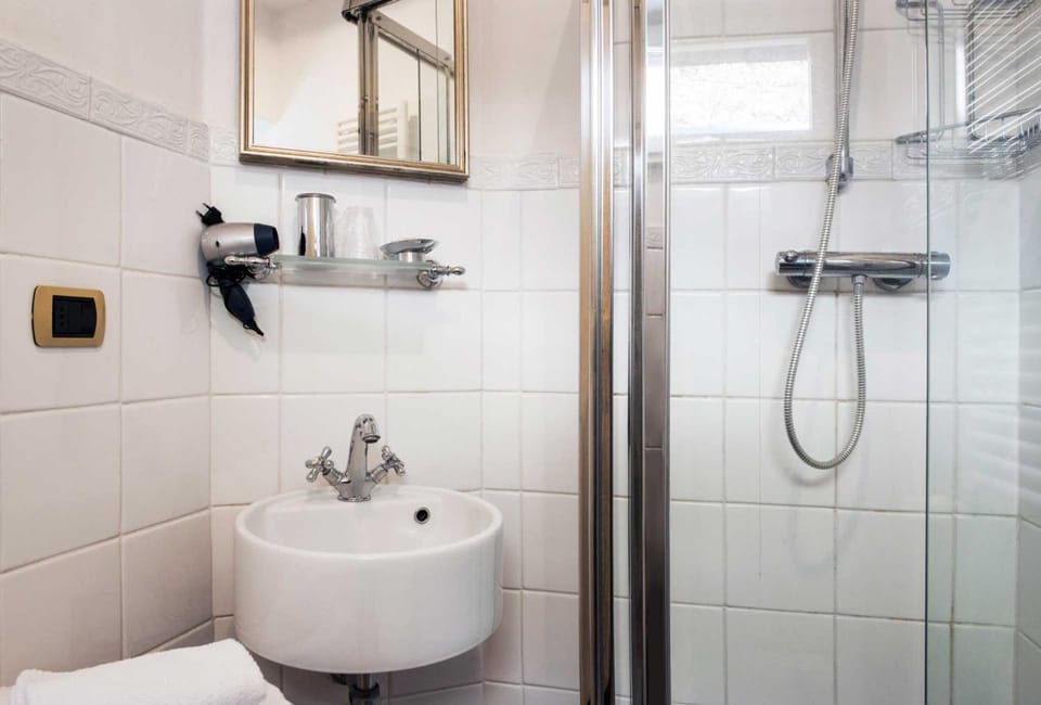 Antico Furlo Hotel in Marche