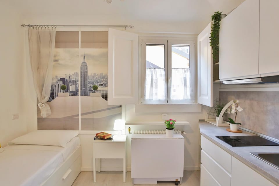 Photo of the whole room, stove