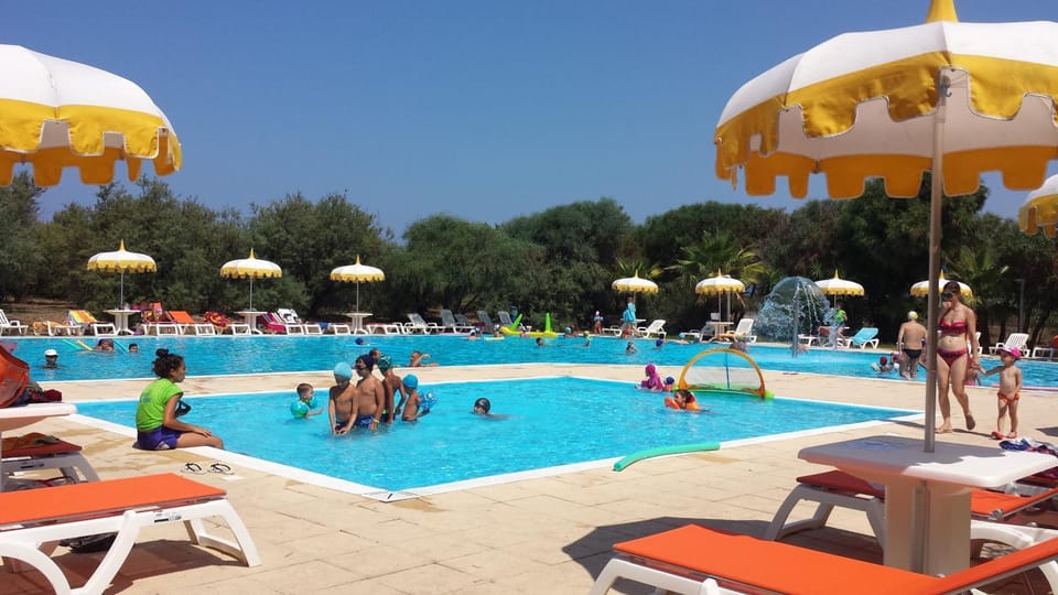 Property building, Swimming pool