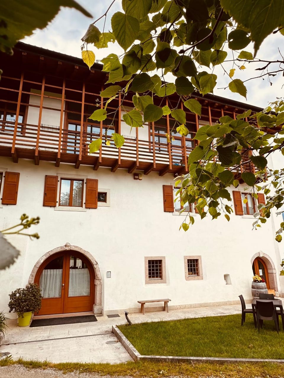 Facade/entrance