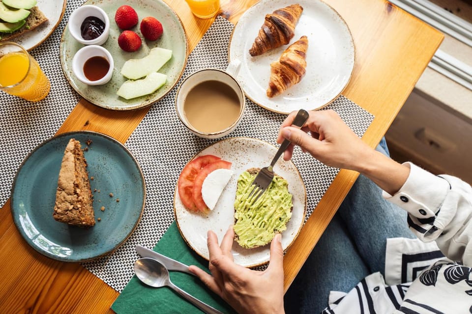 Dining area, Breakfast