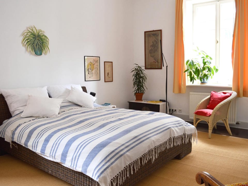 Bed, Photo of the whole room