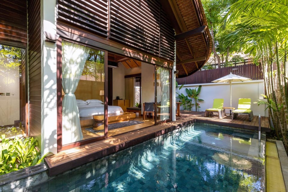 View (from property/room), Bedroom, Swimming pool