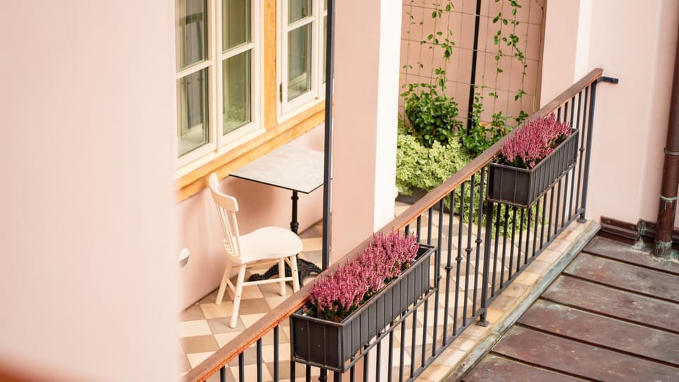 Property building, Patio