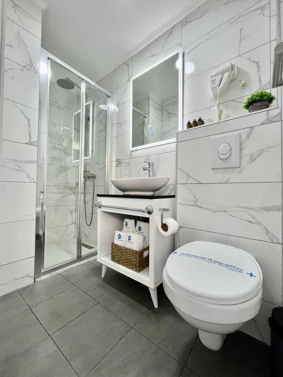 Shower, Bathroom