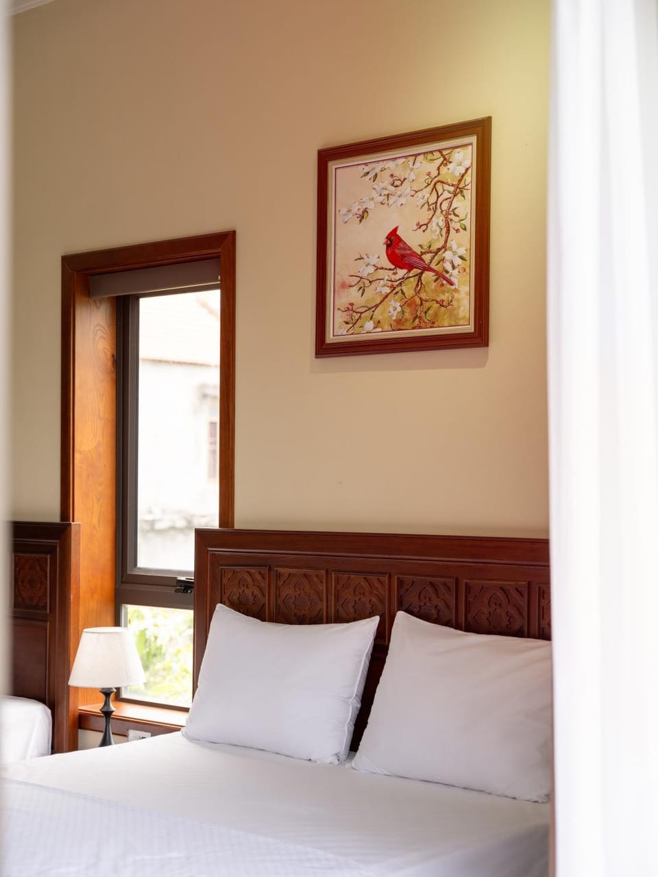 Bed, Photo of the whole room, Decorative detail, Bedroom