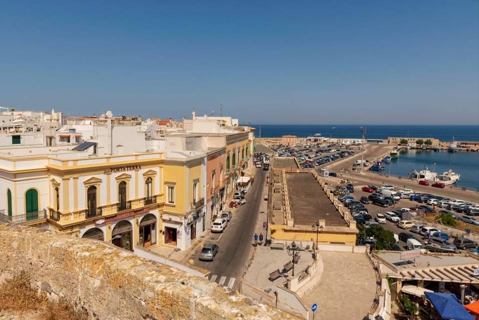 Neighbourhood, City view, Sea view, Street view