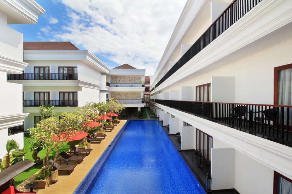 Property building, Swimming pool