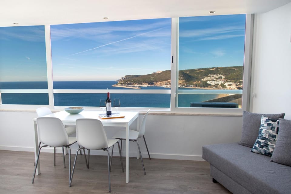 Felp Sesimbra Beach 1006 Apartment in Sesimbra